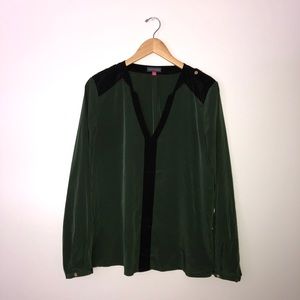 Vince Camuto Green/Black Blouse w/Gold Details